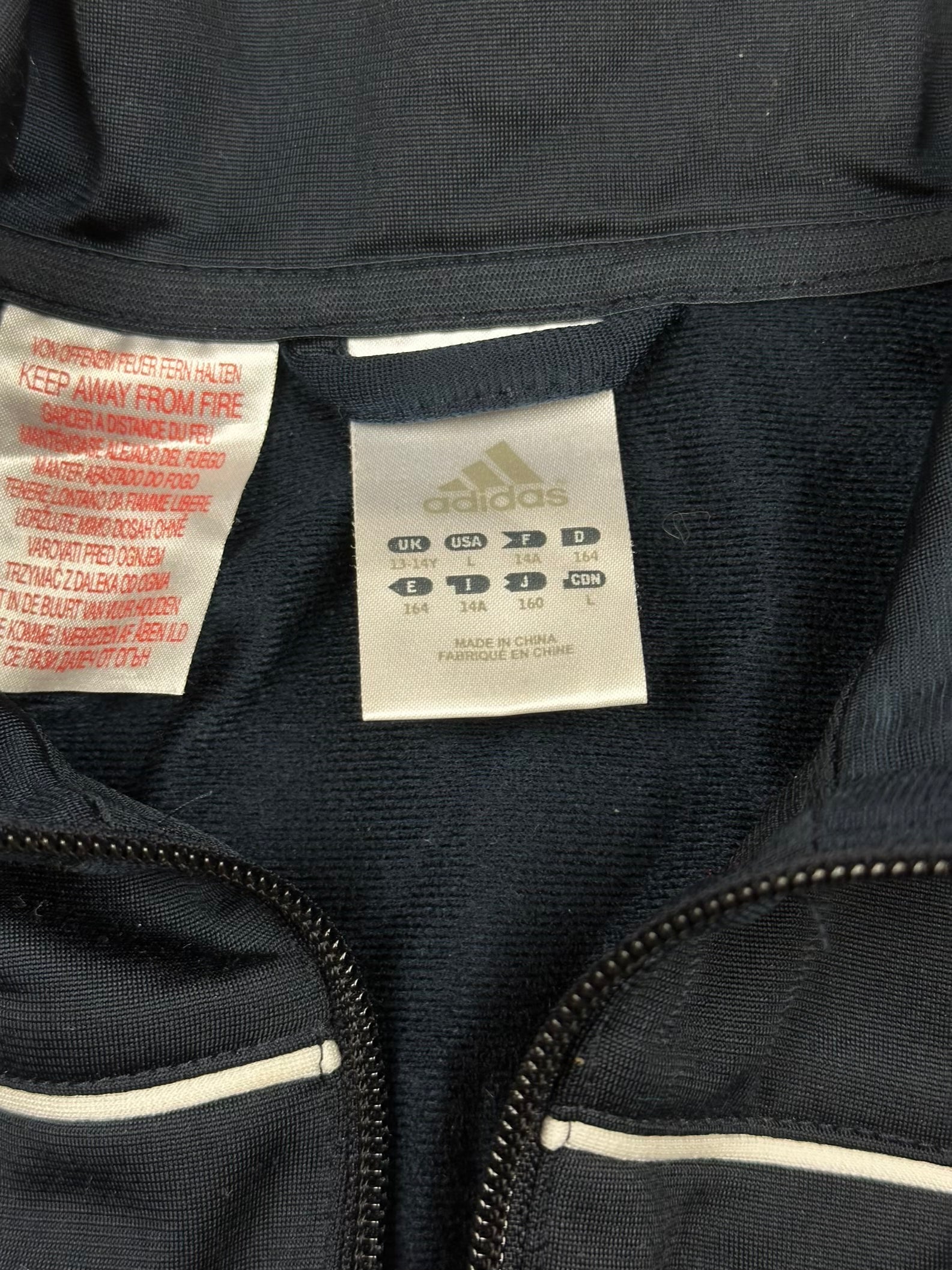 vintage Adidas trackjacket {XS}