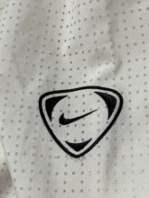 Cargar imagen en el visor de la galería, vintage Nike Juventus Turin windbreaker {S-M}
