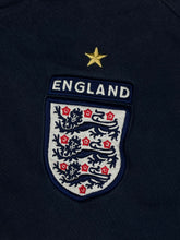 Cargar imagen en el visor de la galería, vintage Umbro England training t-shirt {XL}
