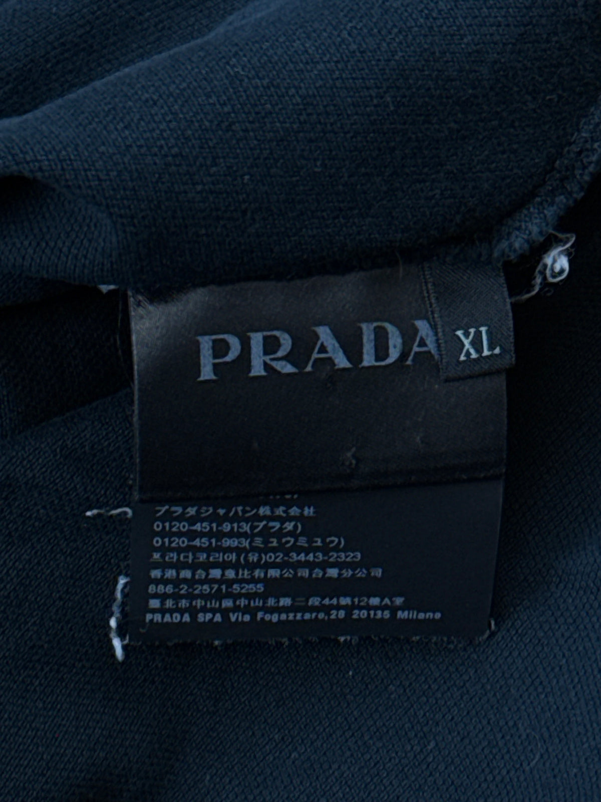 black Prada polo {XL}