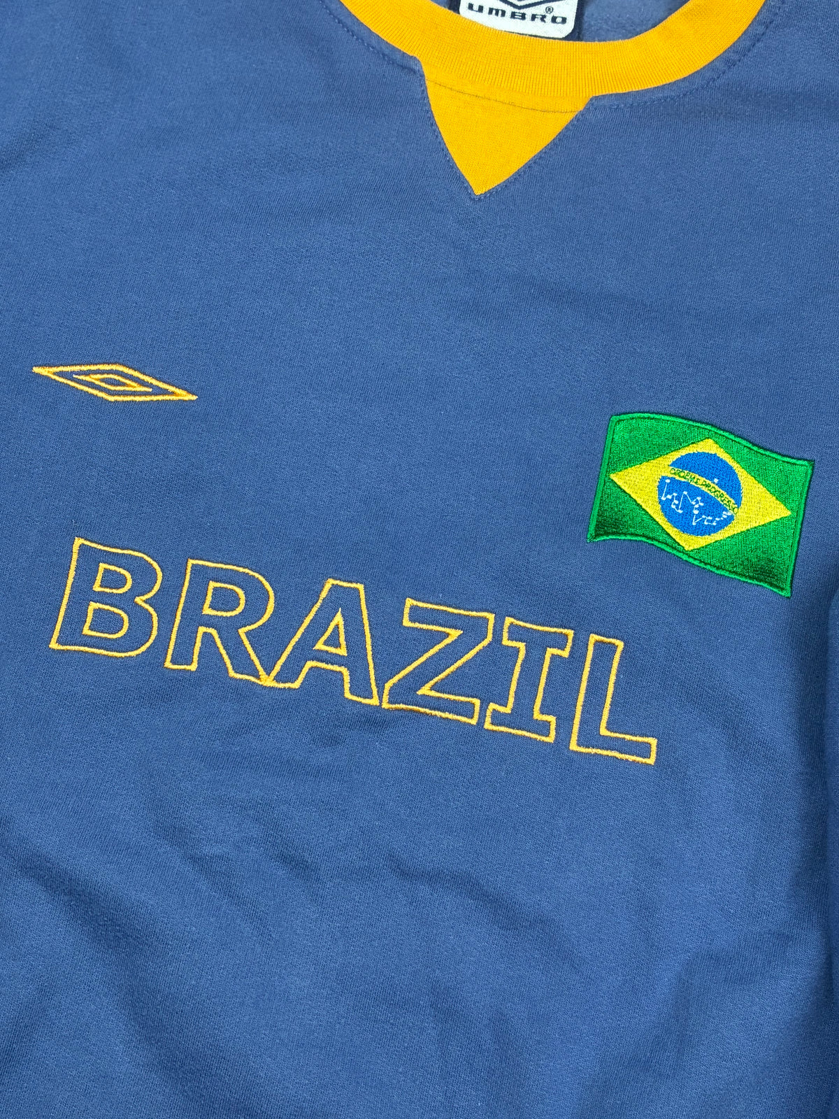 vintage Umbro Brasil sweater {XL}