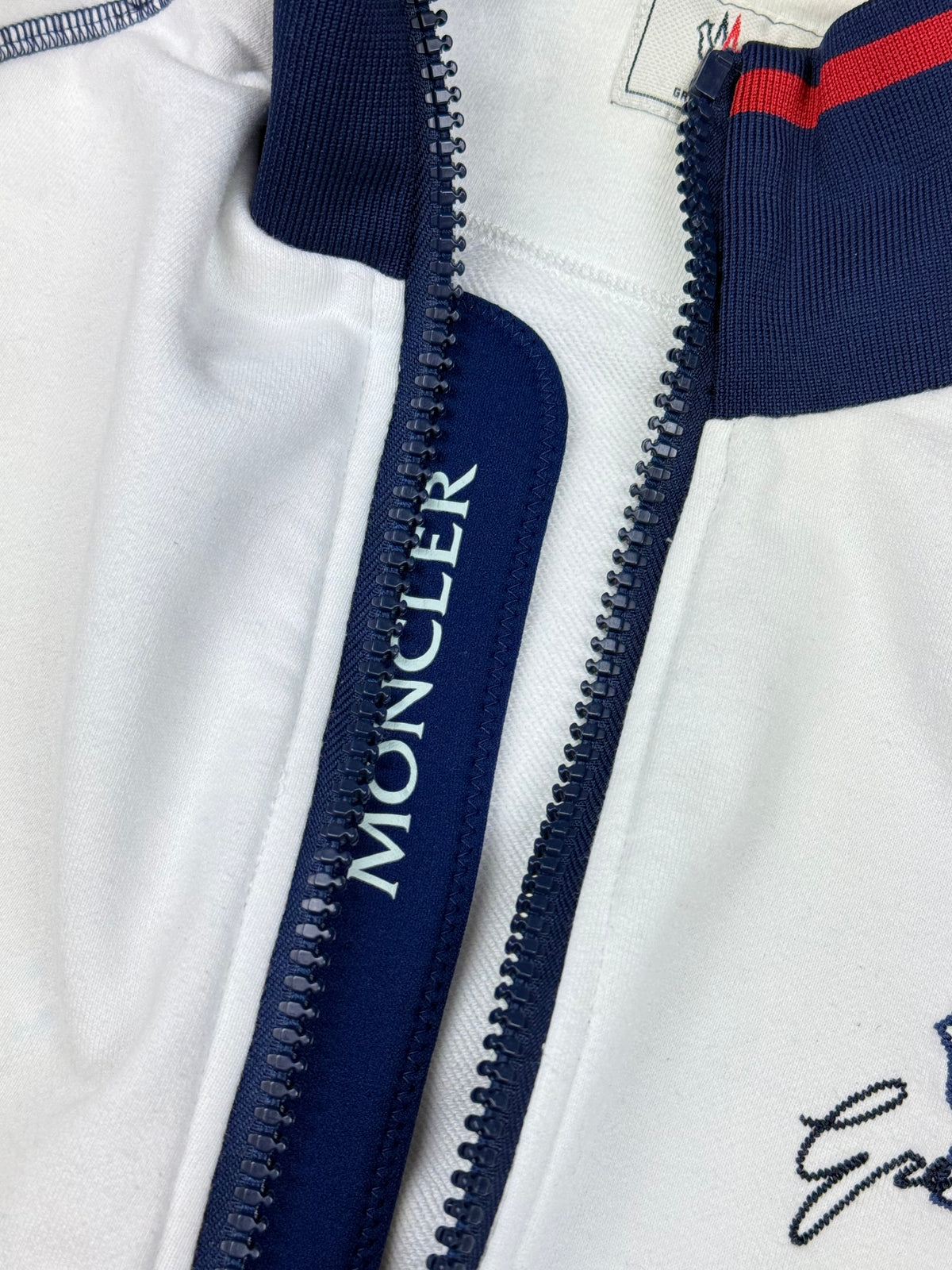 vintage Moncler sweatjacket {XL}