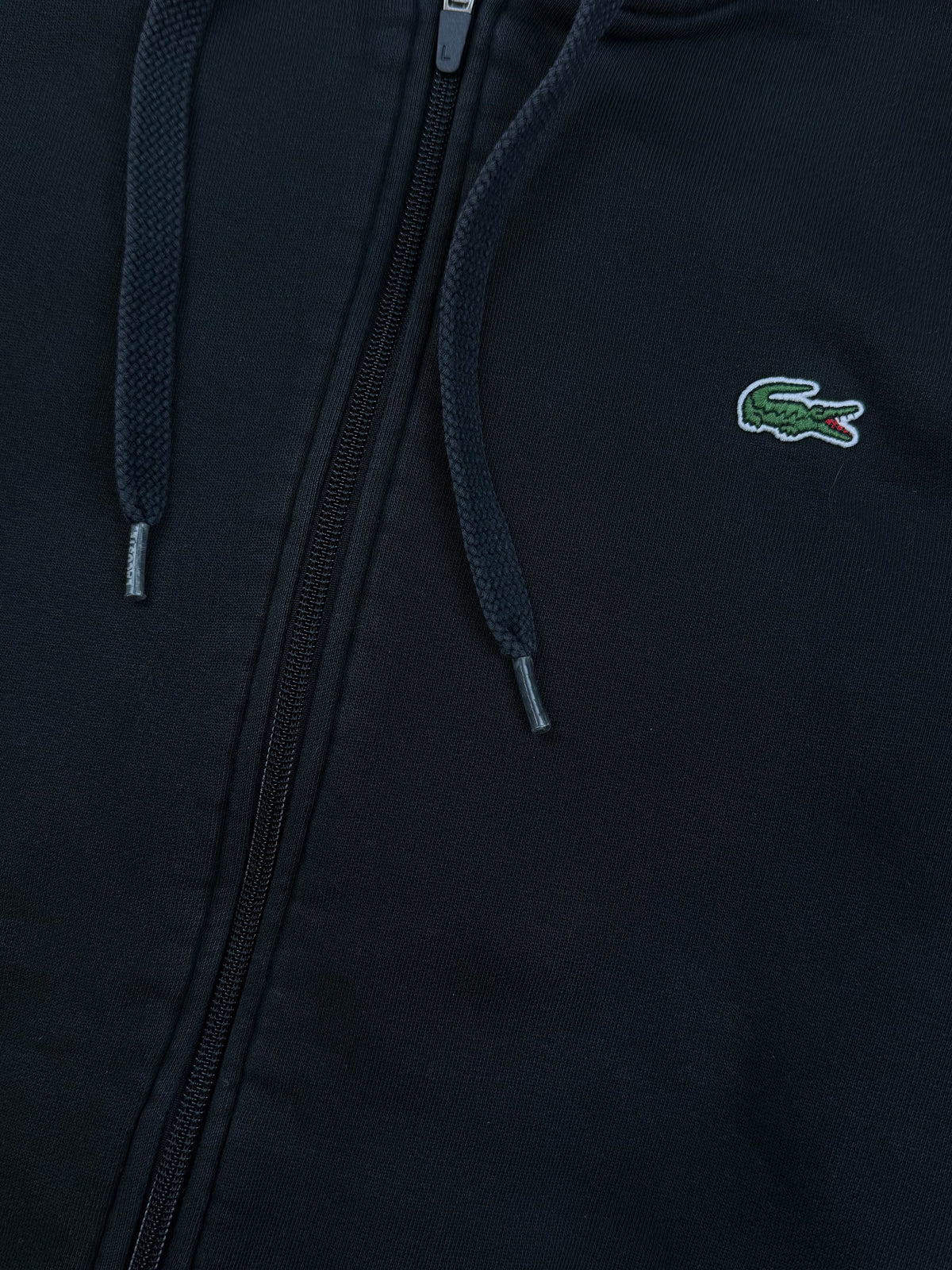 black Lacoste sweatjacket {M}