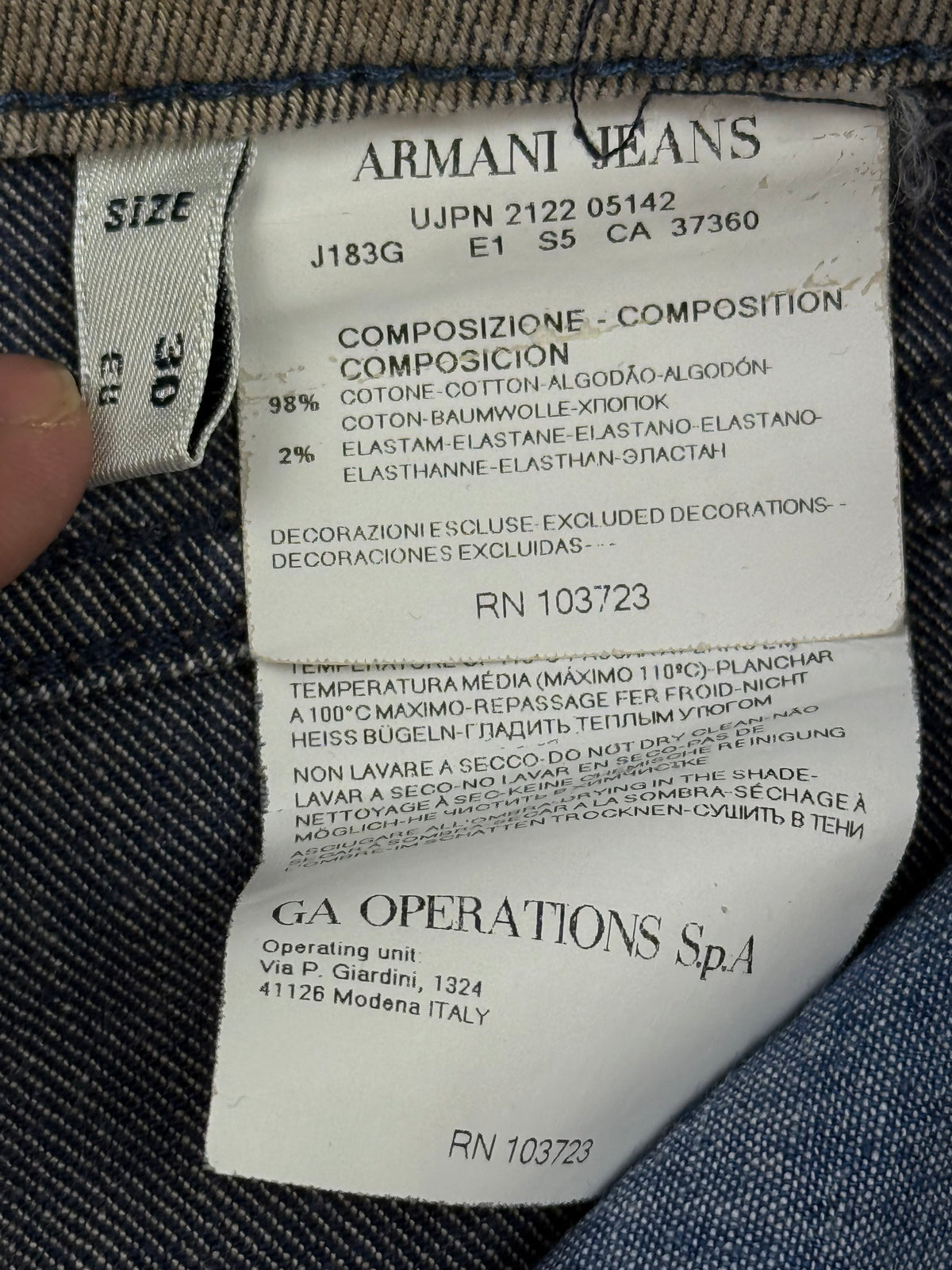 vintage Armani jeans {S}