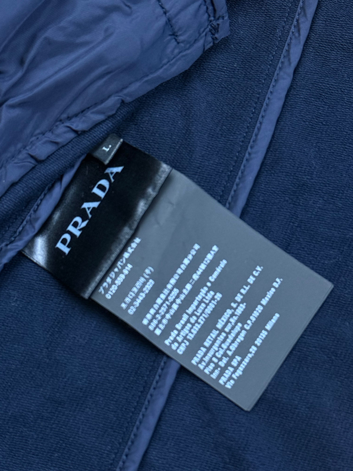 navyblue Prada sweatjacket {S}
