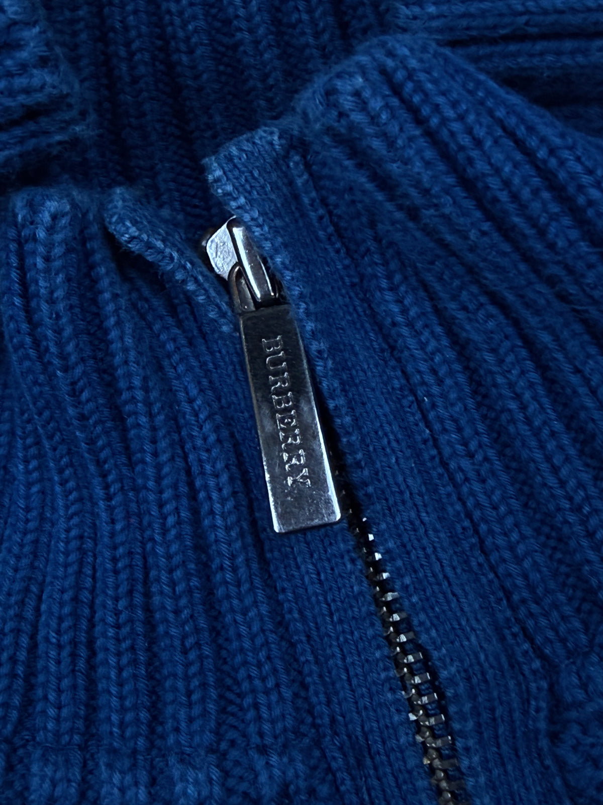 vintage Burberry sweatjacket {S}