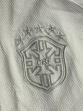 Cargar imagen en el visor de la galería, vintage Nike Brasil trackjacket {XXL}
