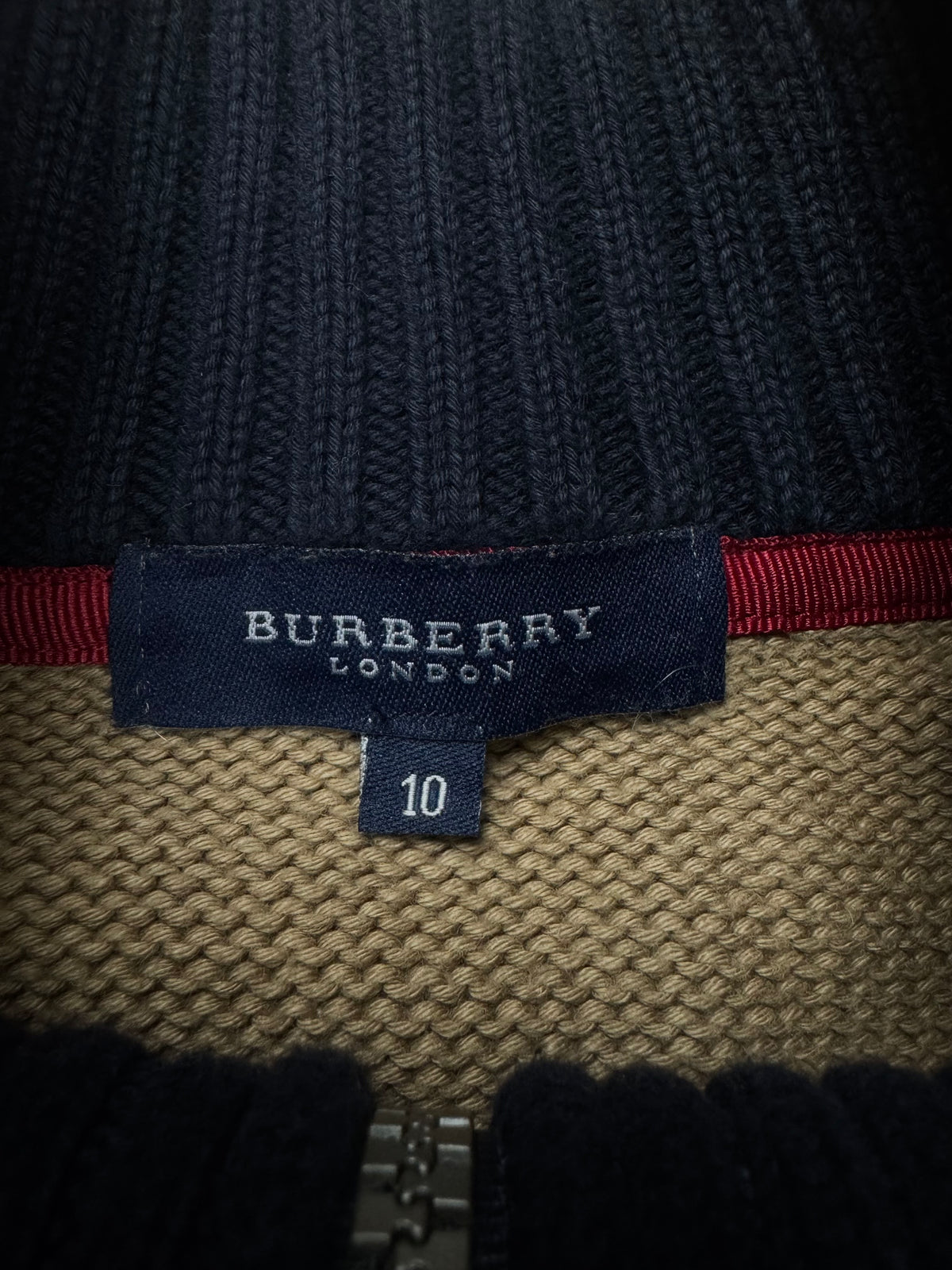 vintage Burberry sweatjacket {XXL}