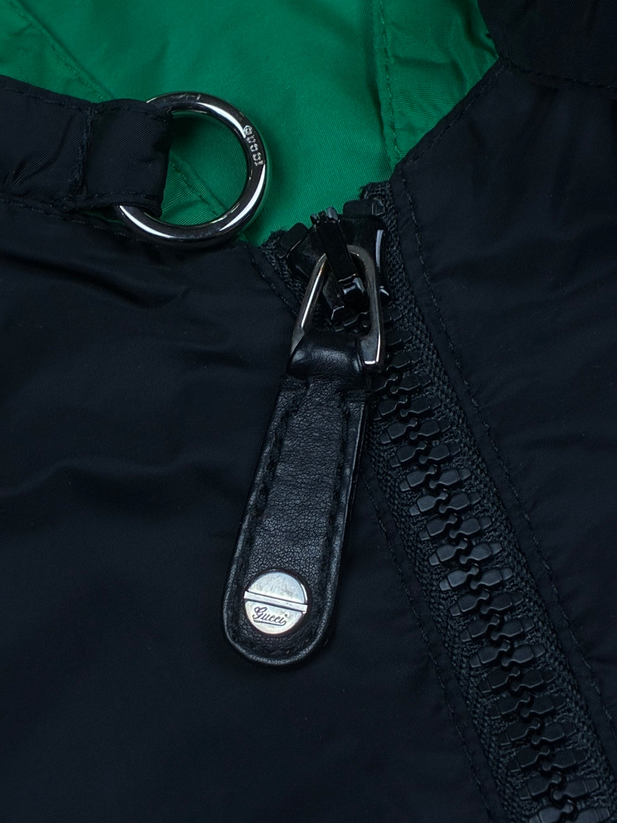 vintage Gucci windbreaker {S}