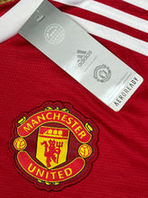 Cargar imagen en el visor de la galería, red Adidas Manchester United 2021-2022 home jersey DSWT {M}
