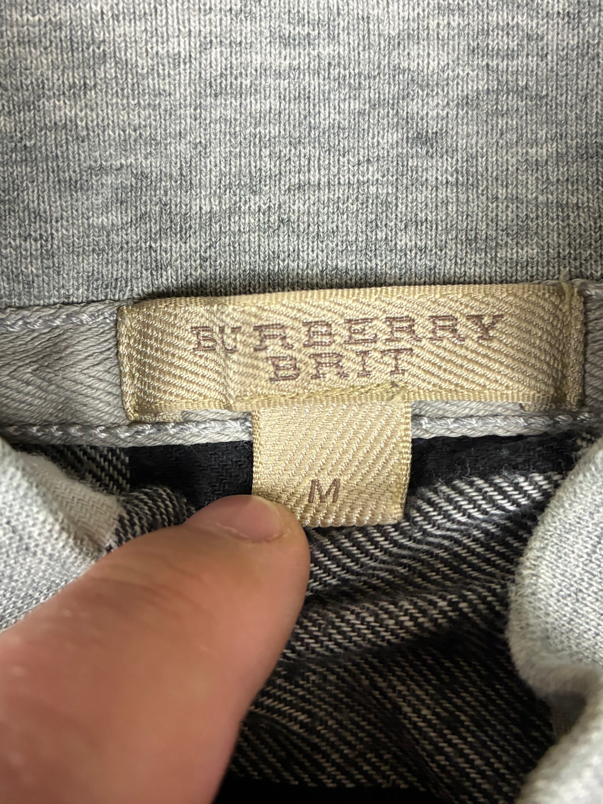 vintage Burberry sweatjacket {M}