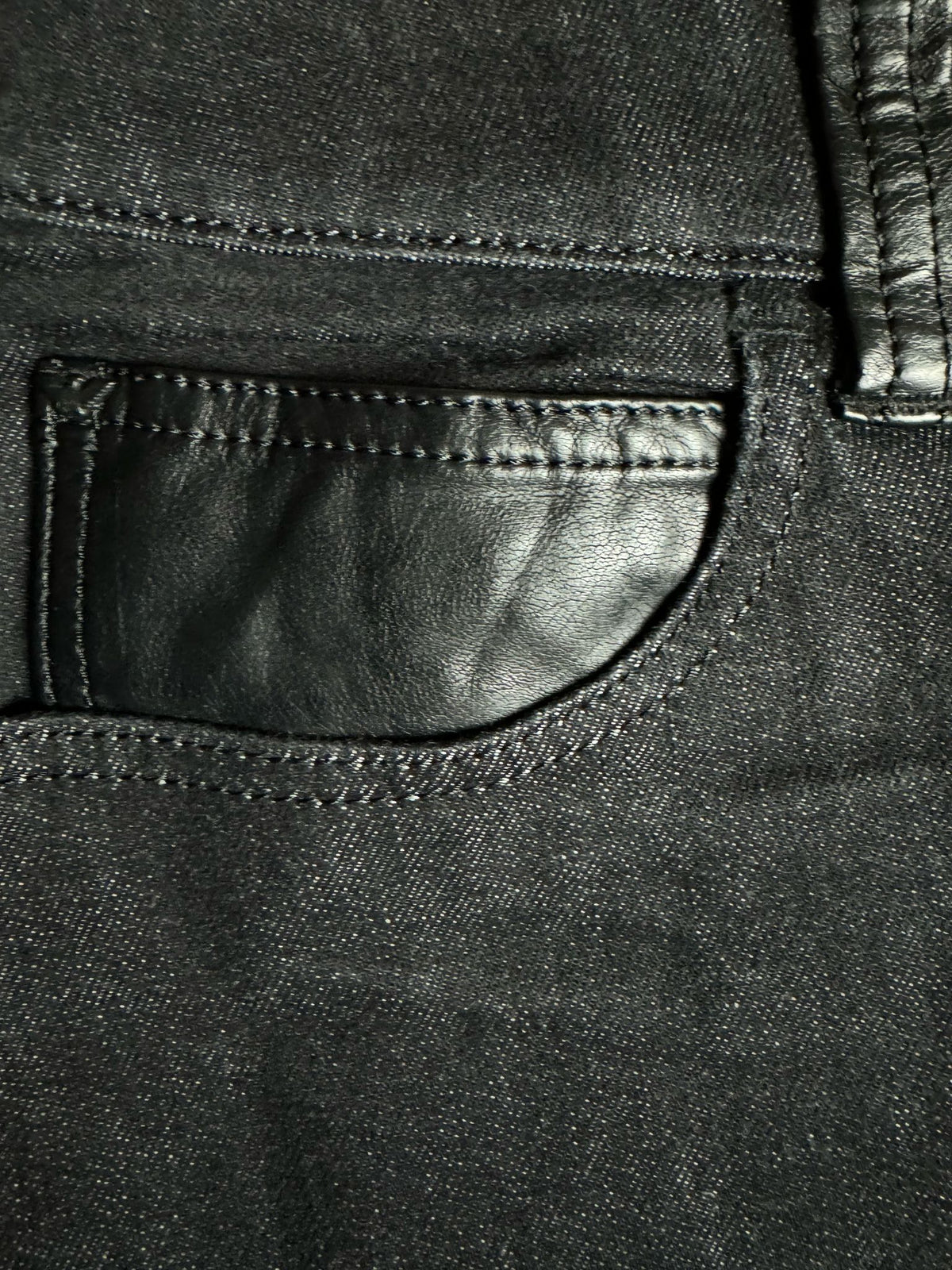 vintage Armani jeans {S}