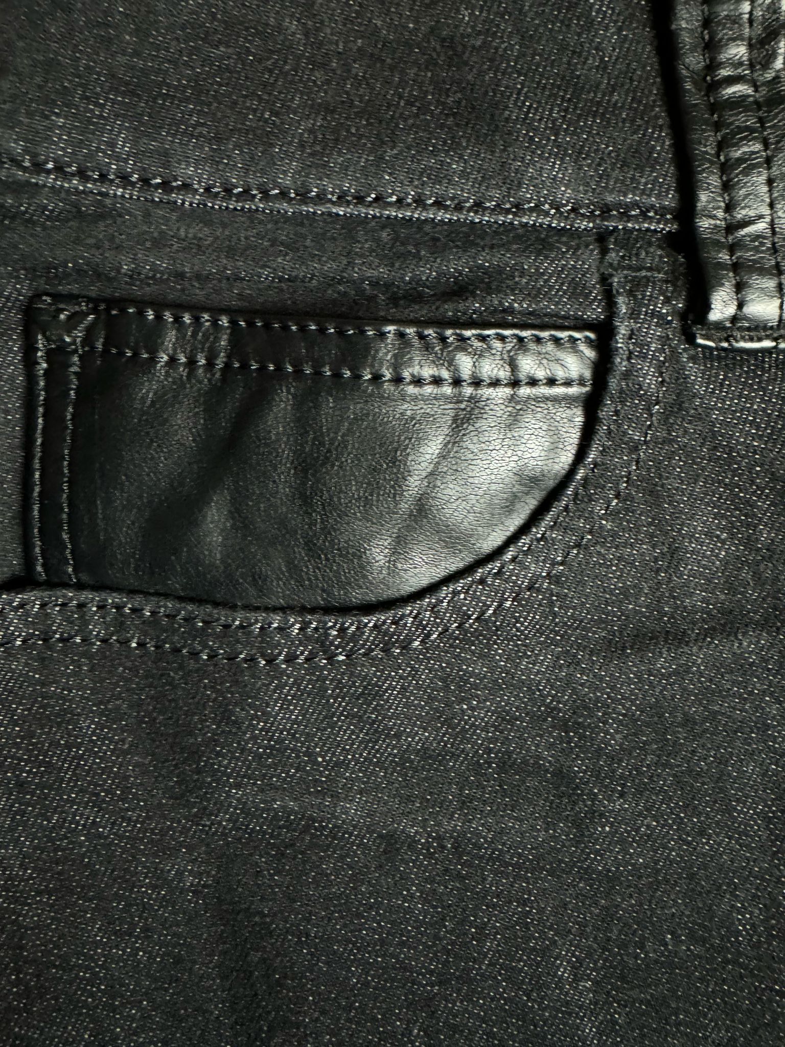 vintage Armani jeans {S}