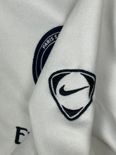 Lade das Bild in den Galerie-Viewer, vintage Nike PSG Paris Saint Germain trackjacket {L}
