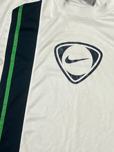 Lade das Bild in den Galerie-Viewer, vintage Nike jersey {L}
