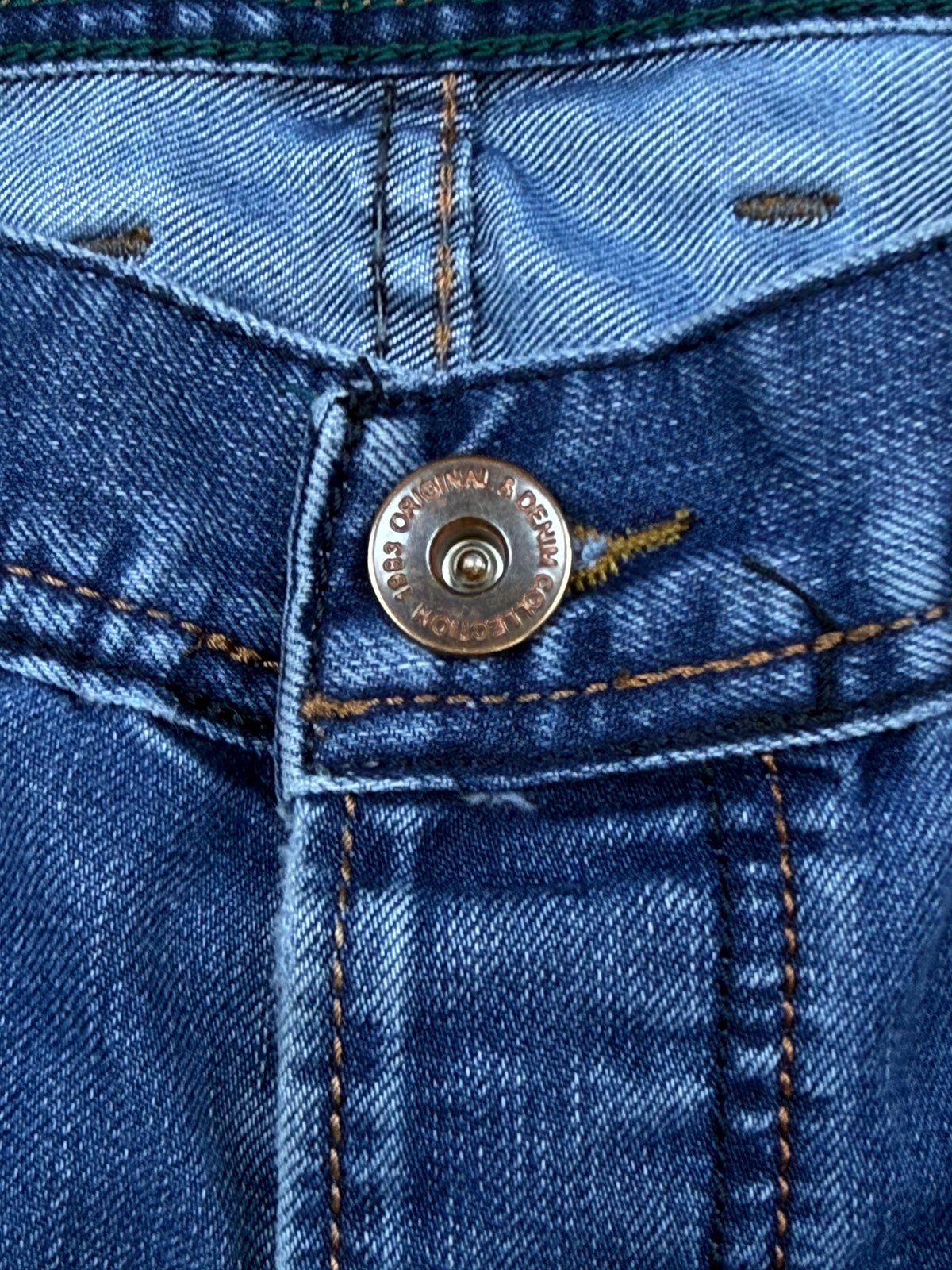 vintage Armani jeans {L}