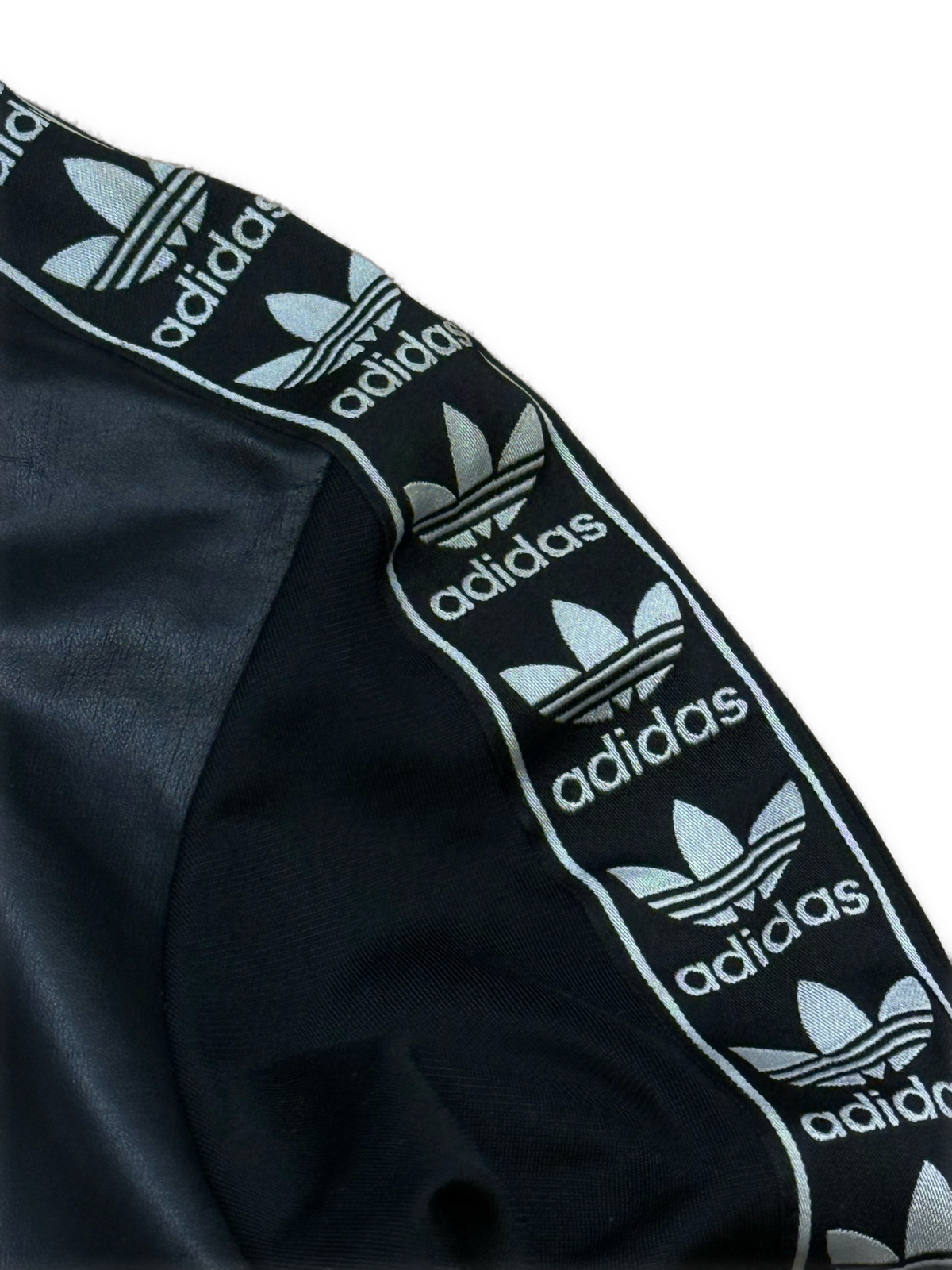 vintage Adidas trackjacket {XS}