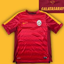 Lade das Bild in den Galerie-Viewer, vintage Nike Galatasaray Istanbul trainingsjersey {M}

