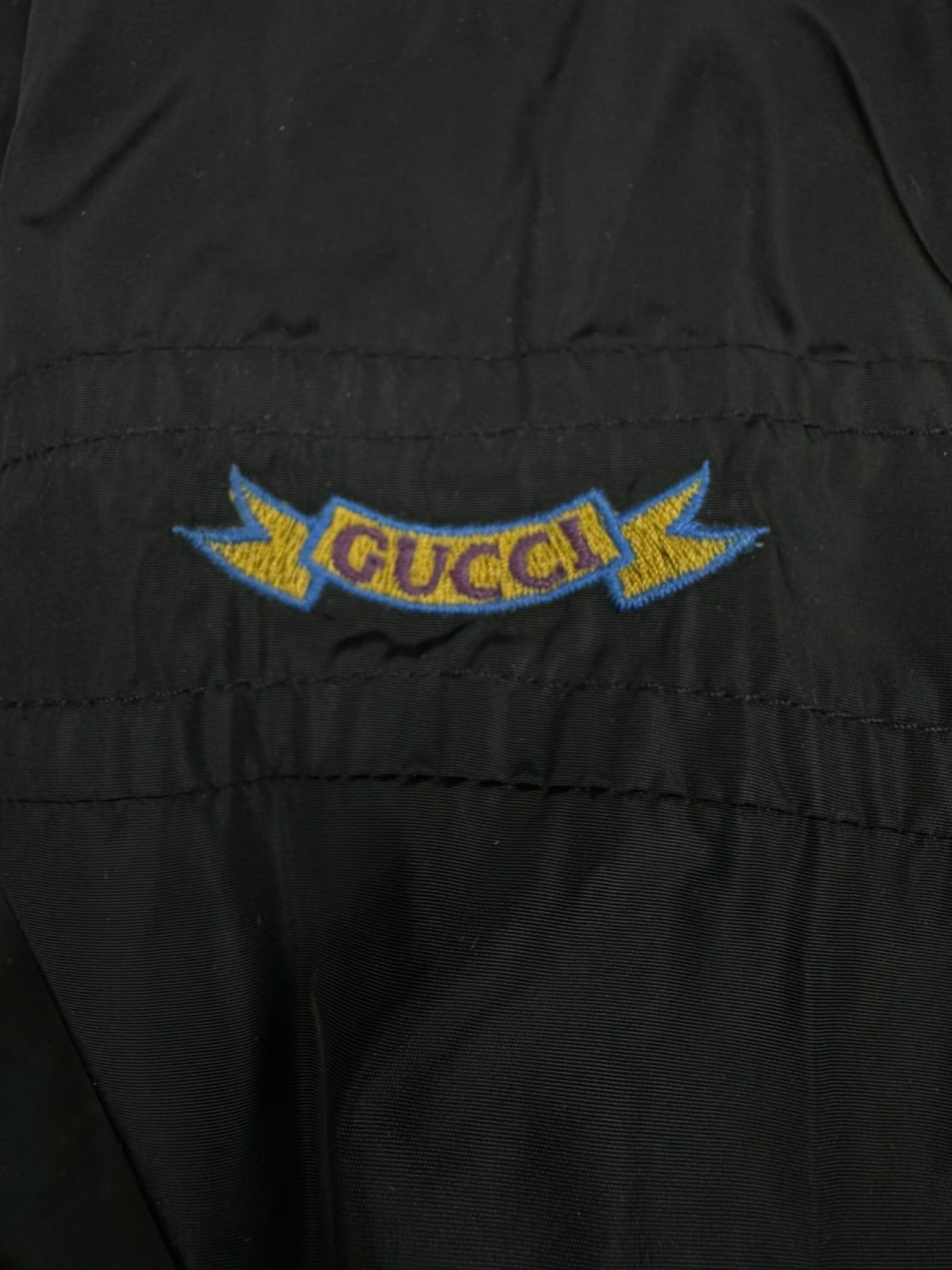 vintage Gucci windbreaker {S}