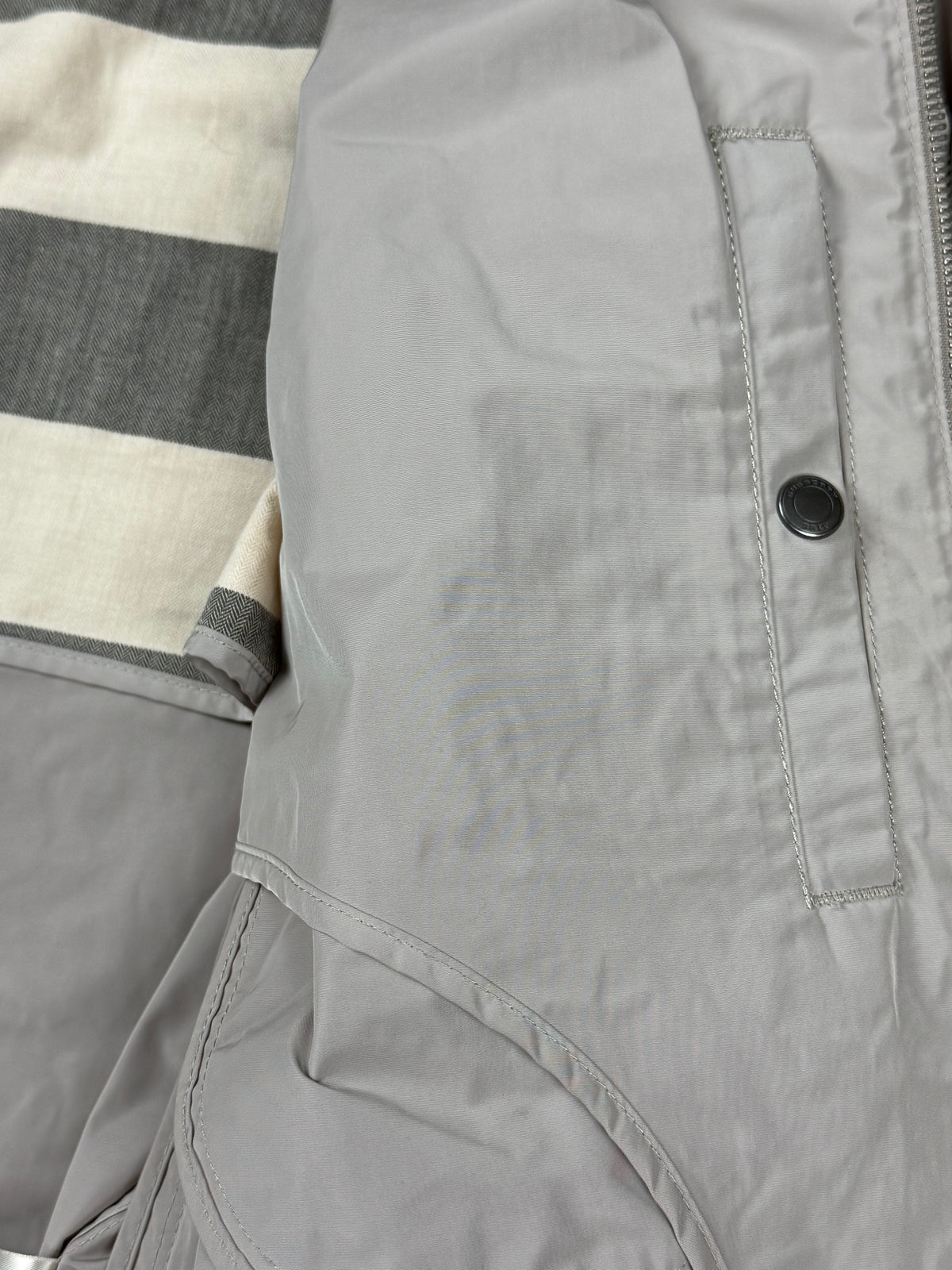 vintage Burberry harringtonjacket {M}