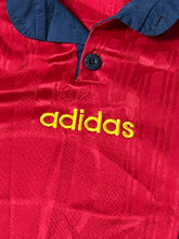 Lade das Bild in den Galerie-Viewer, vintage Adidas Spain 1996 home jersey {XL}

