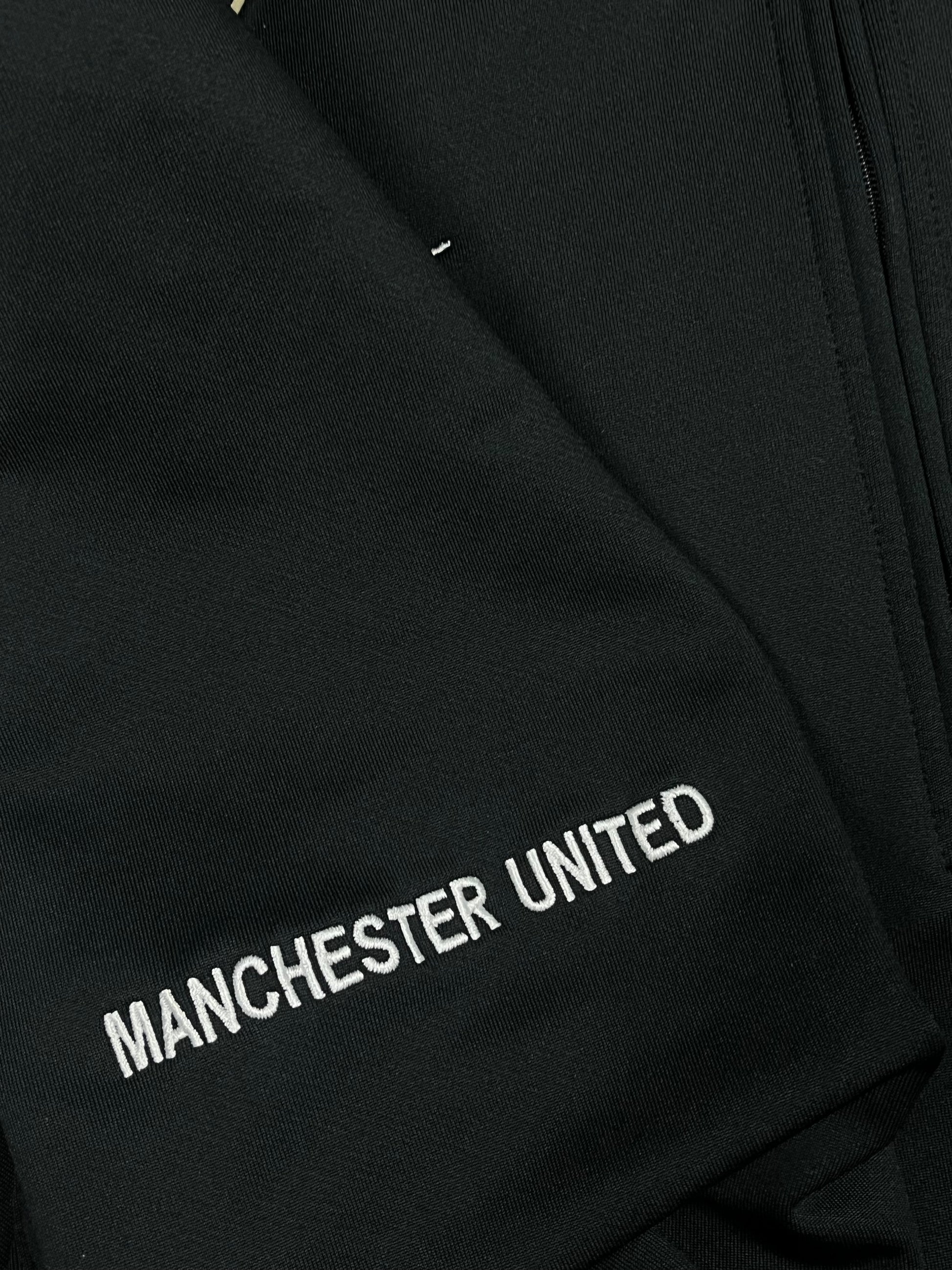 vintage Nike Manchester United halfzip windbreaker {XL}