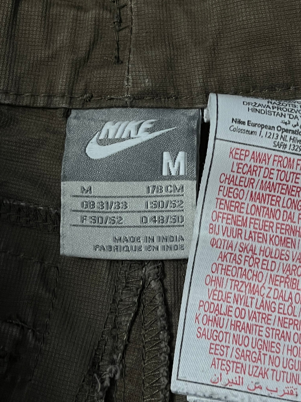 vintage Nike cargo-shorts {M}