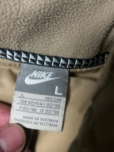 Carregar imagem no visualizador da galeria, vintage Nike vest {L}
