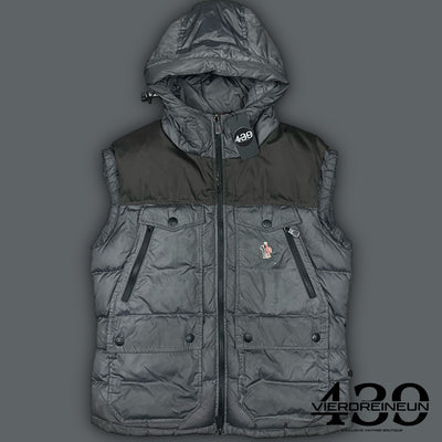 vintage Moncler vest {M}