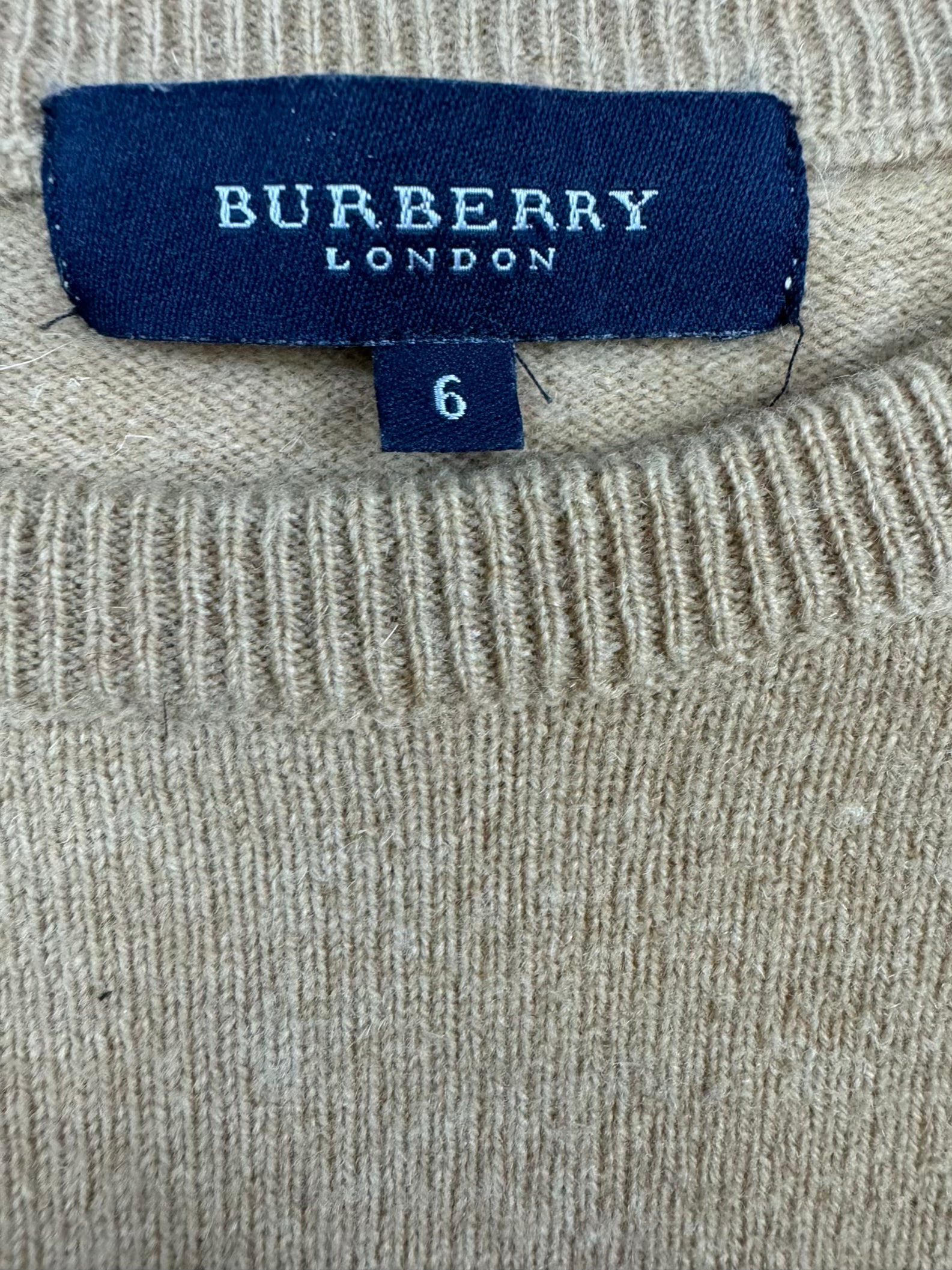 vintage Burberry knittedsweater {M}