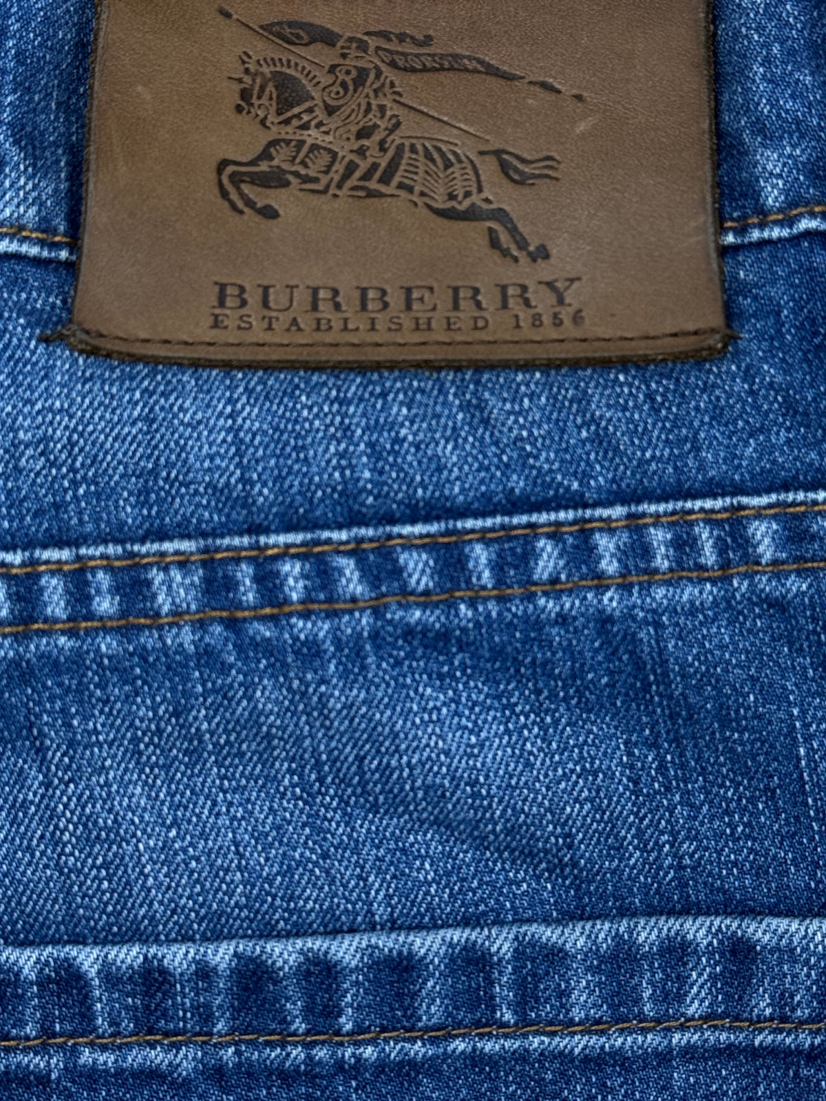 vintage Burberry jeans {M}