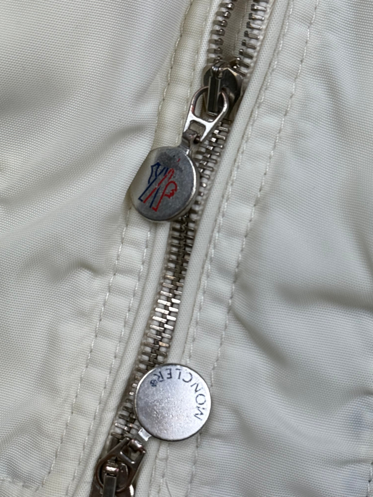 vintage Moncler windbreaker {L}