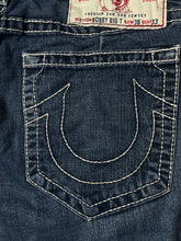 Lade das Bild in den Galerie-Viewer, vintage True Religion jeans {L-XL}

