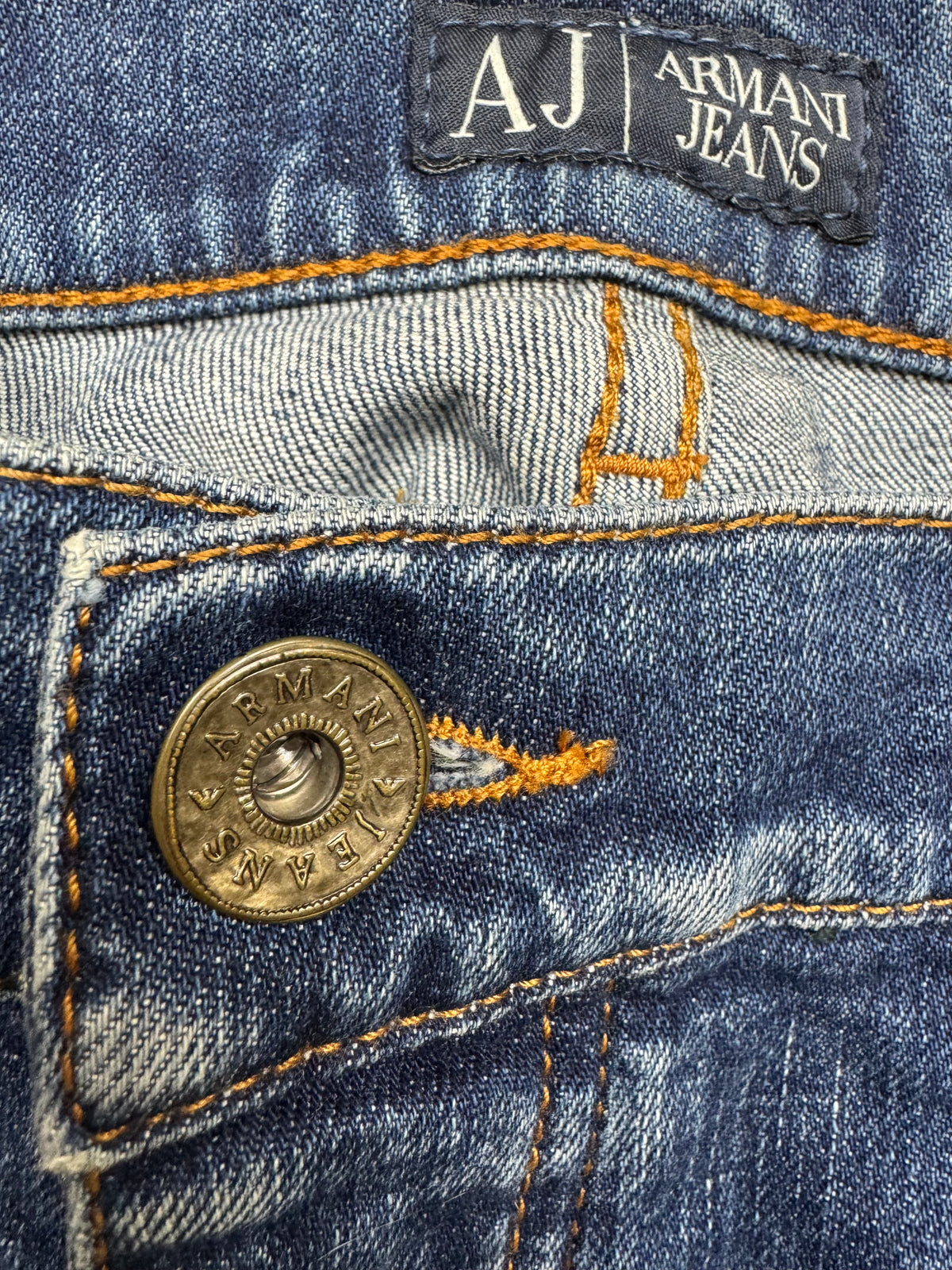 vintage Armani jeans {M}