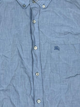 Charger l&#39;image dans la galerie, vintage babyblue Burberry shirt {S}
