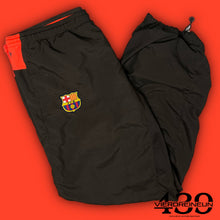 Load image into Gallery viewer, vintage Nike Fc Barcelona trackpants {M}
