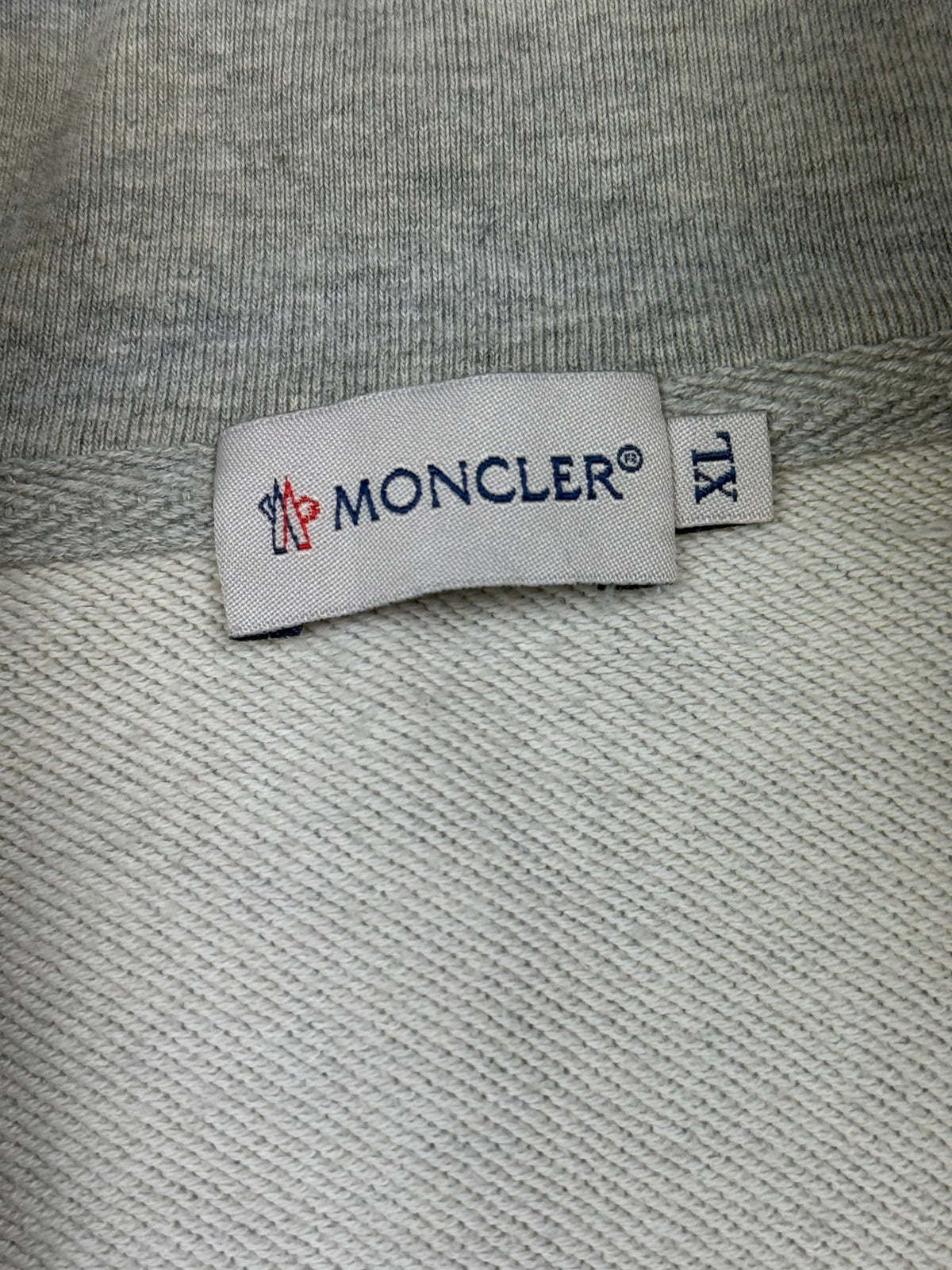 vintage Moncler sweatjacket {XL}