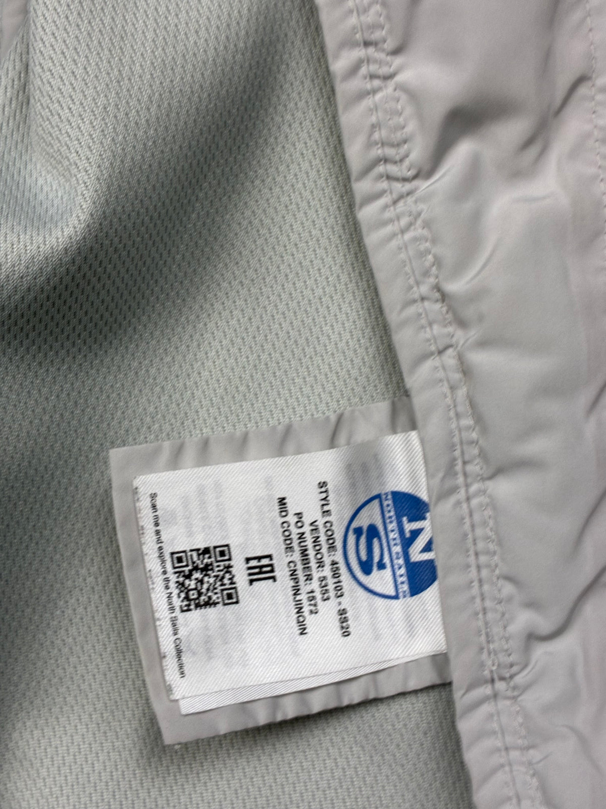 vintage Prada Americas Cup 36 x North Sails vest {XL}