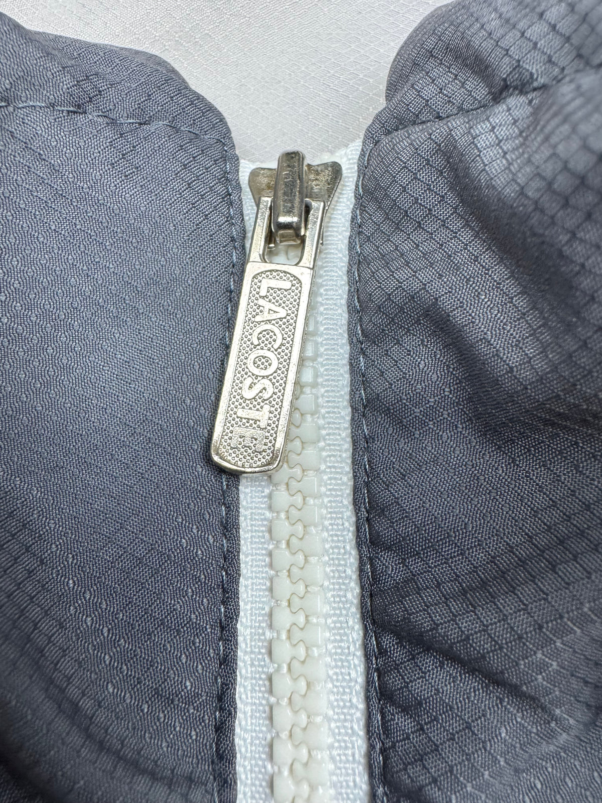 vintage Lacoste windbreaker {L}
