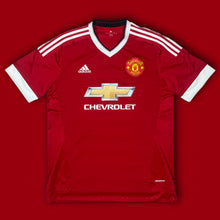 Carica l&#39;immagine nel visualizzatore di Gallery, red Adidas Manchester United 2015-2016 home jersey {L}
