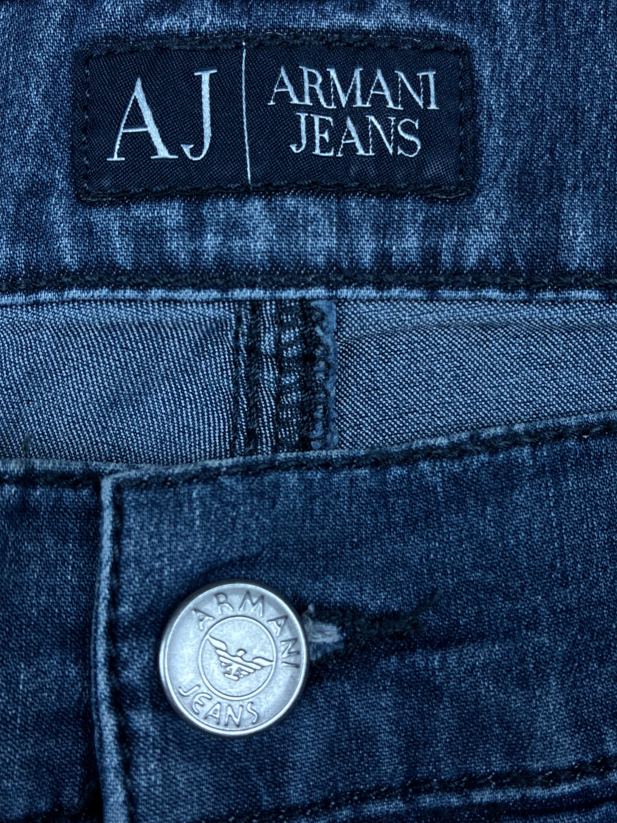 vintage Armani jeans {M}