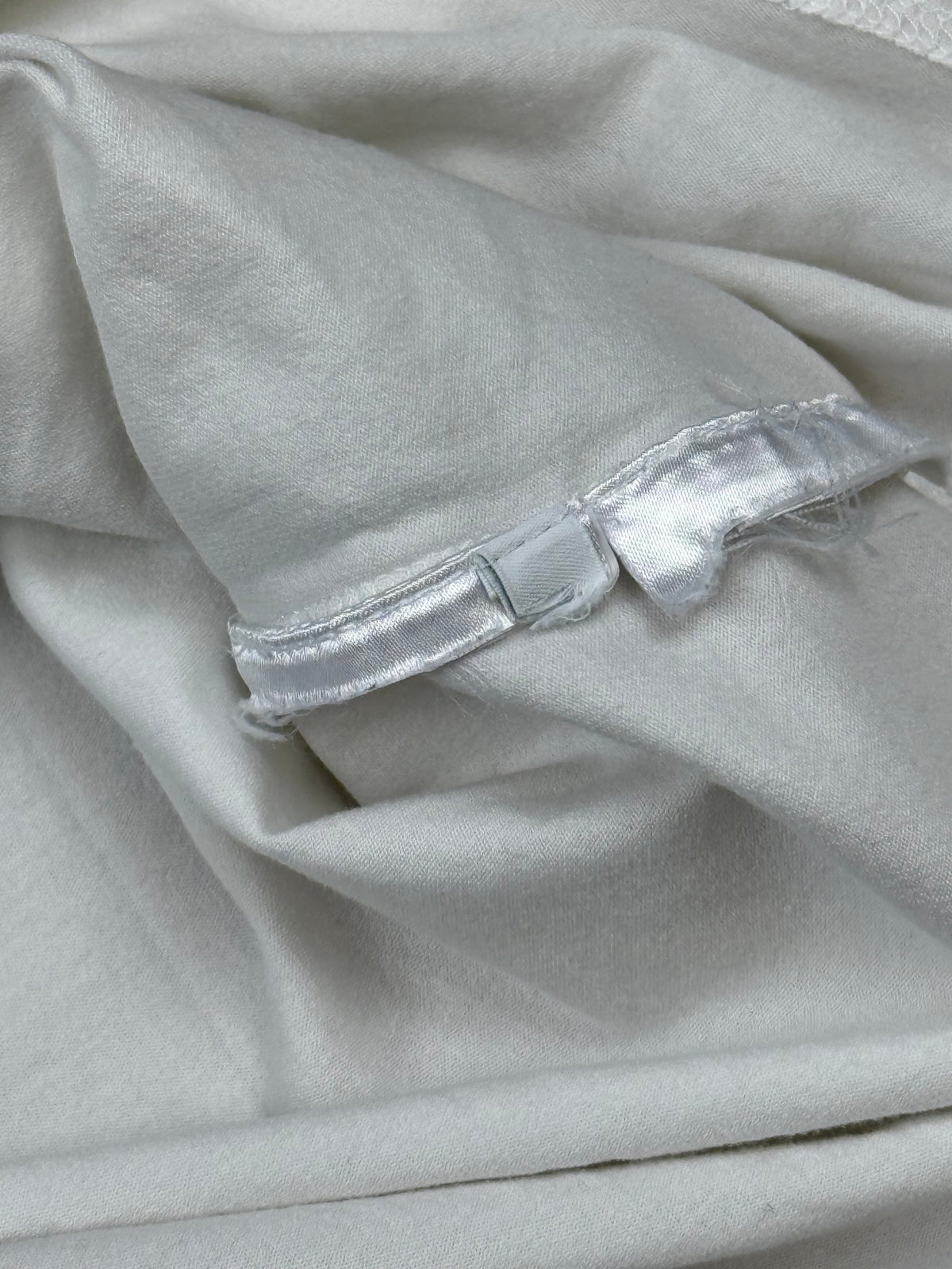 white Prada t-shirt {S}
