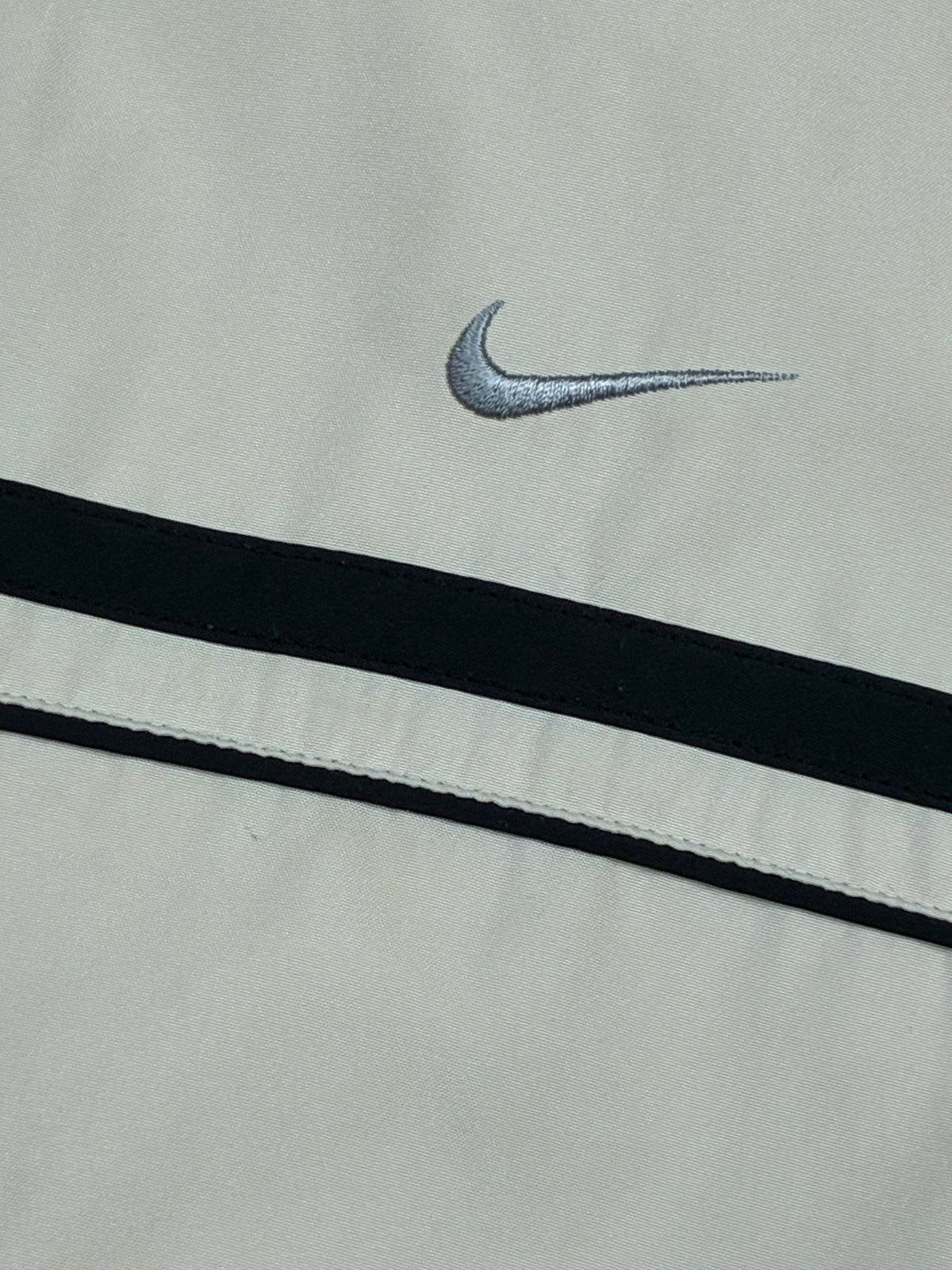 vintage Nike windbreaker {M}