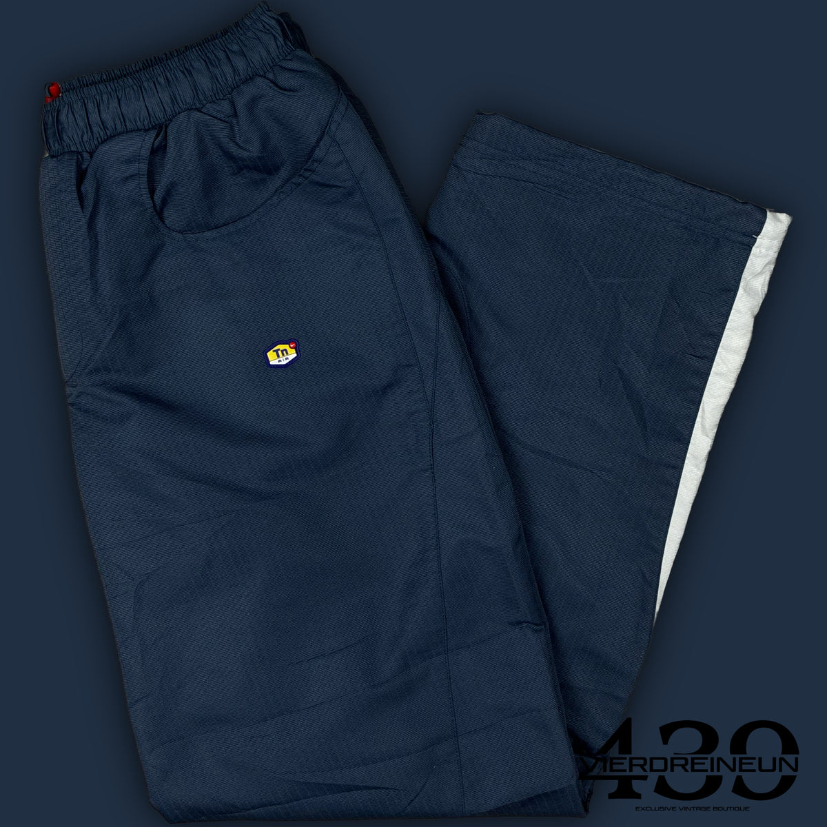 vintage Nike TN TUNED trackpants {M}