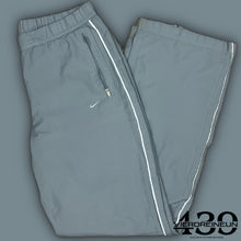 Load image into Gallery viewer, vintage Nike trackpants {S}
