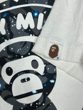 Load image into Gallery viewer, vintage BAPE a bathing ape t-shirt {XL}
