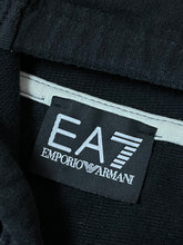 Cargar imagen en el visor de la galería, vintage Emporio Armani EA7 sweatjacket {M}
