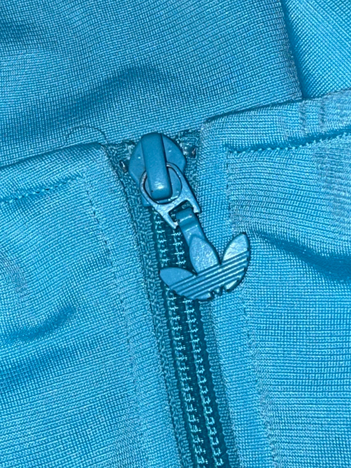 vintage babyblue Adidas trackjacket {S}