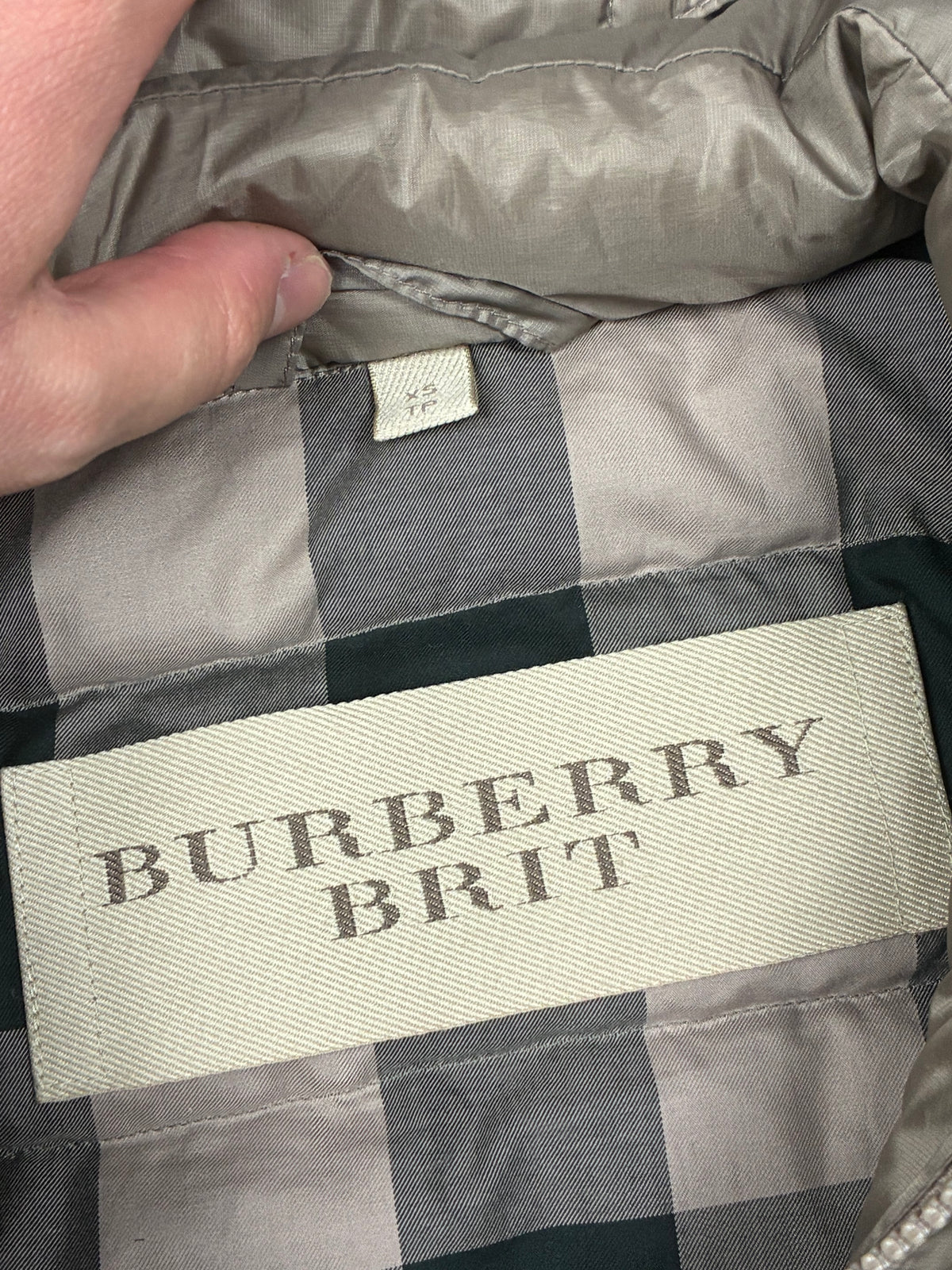 vintage Burberry vest {XS}