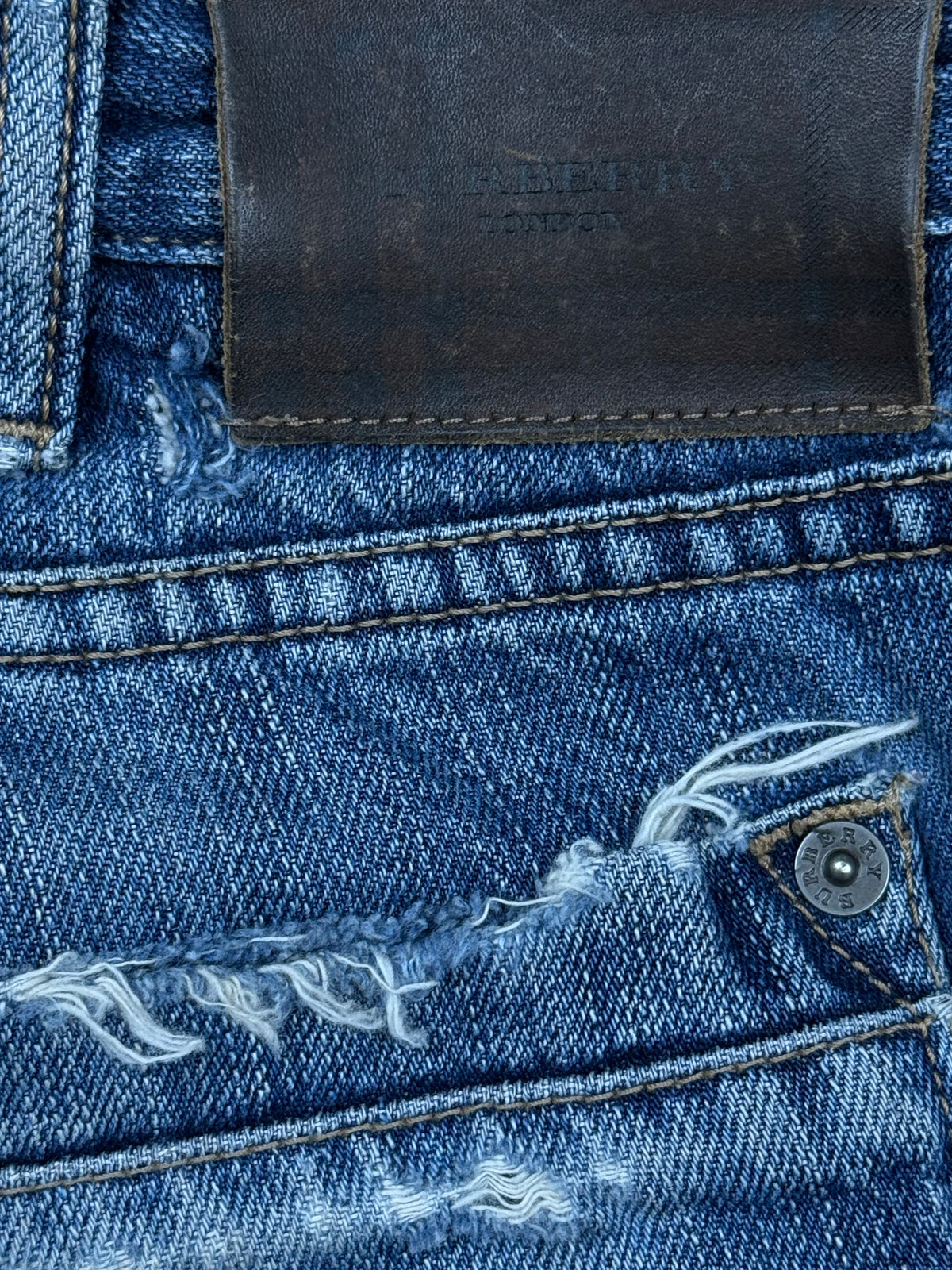 vintage Burberry jeans {M}